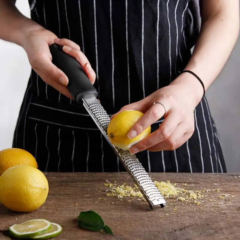 Versatile Stainless Steel Cheese Grater: Handy Kitchen Tool